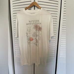 American Eagle Winter Botanical T-Shirt